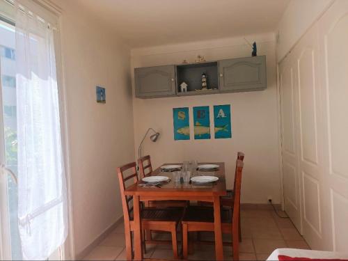 Joli T3 climatisé à 170m de la plage, 6 pers, parking inclus