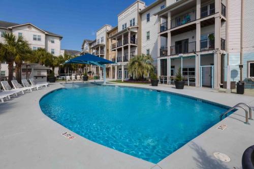 Swimmingpoolen hos eller tæt på Bowen Village 2003