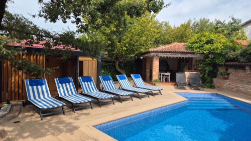 Villa Amalia Apartments