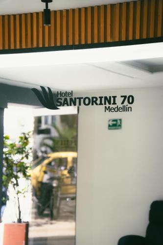 Certifikát, hodnocení, plakát nebo jiný dokument vystavený v ubytování Hotel Santorini la 70