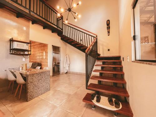 TV a/nebo společenská místnost v ubytování Claruá Chalés - LOFT CAJU- Lofts românticos em Cavalcante 5m do centro
