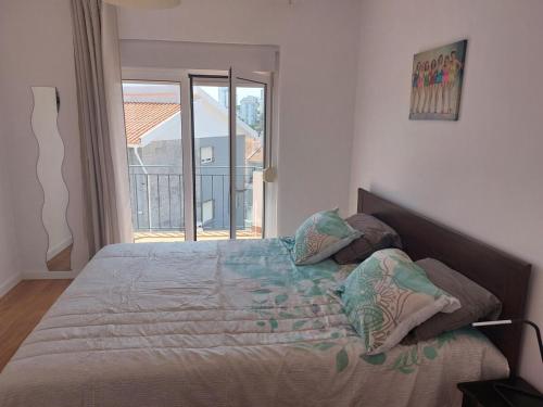 Newly renovated apartment with free street parking