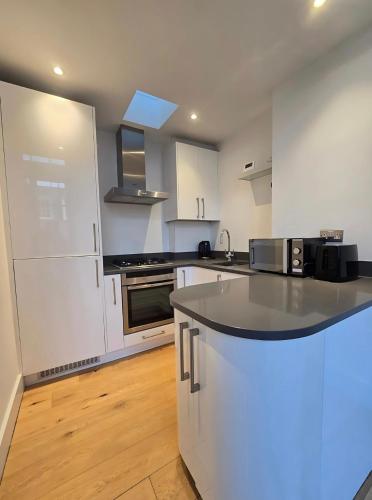 Elegant 2 Bedroom Apartment in Knightsbridge photo 10