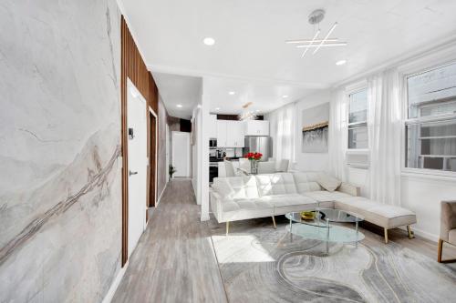 Gallery image of Award Winning Home with Close Transportation in Yonkers