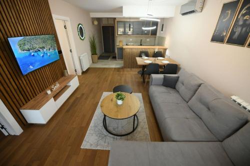 Photo de la galerie de l'établissement Cristal Palace Suites 003, à Kragujevac