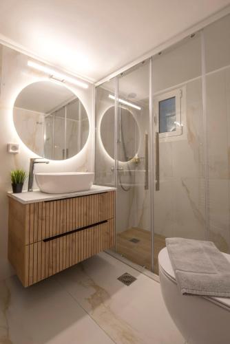 Acropolis view luxury apartment