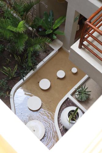 Un balcón o terraza en Noah Beach Hotel & Suites