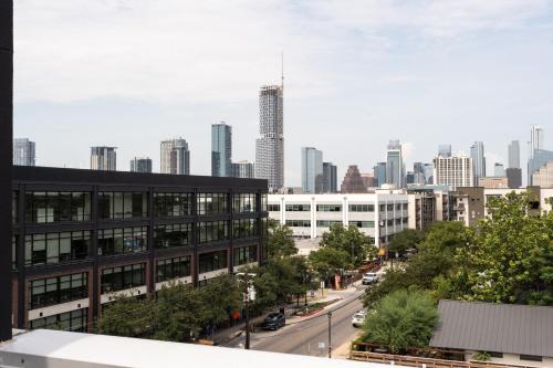 Nespecifikovaný výhled na destinaci Austin nebo výhled na město při pohledu z aparthotelu