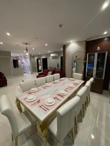 Royal Pearl Sea View فيلا اللؤلؤة الملكية اطلالة بحرية