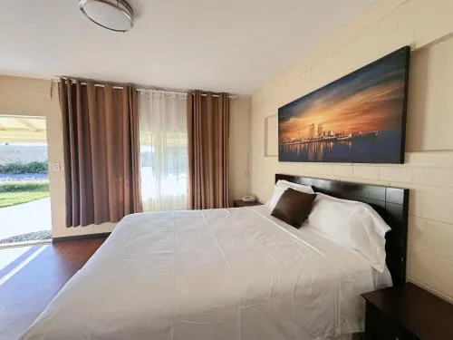 Royal Inn and Suites in Hemet