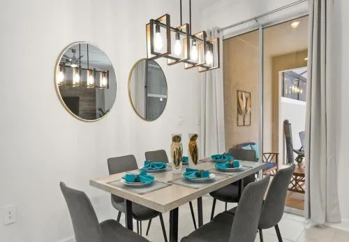 Stunning Townhouses 5 Minutes away Disney! photo 24