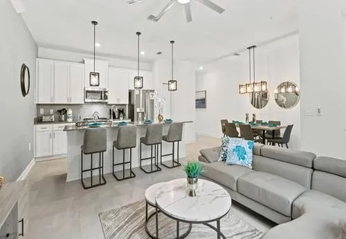 Stunning Townhouses 5 Minutes away Disney! photo 23