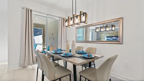 Stunning Townhouses 5 Minutes away Disney! photo 12