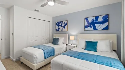 Stunning Townhouses 5 Minutes away Disney! photo 6