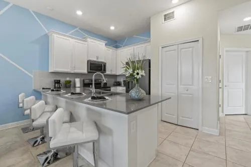 Lovely apartments 18 Minutes away from Disney! photo 9