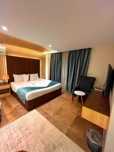 Gallery image of Pyramids blue eyes View hotel in Cairo