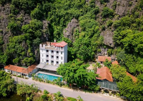 Πισίνα στο ή κοντά στο The Hive Hostel - Tam Coc