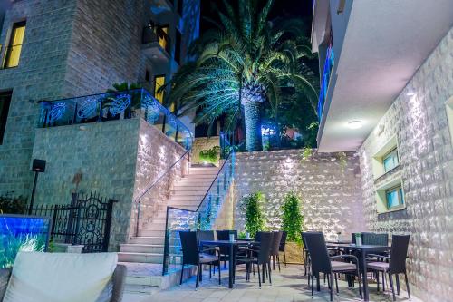 Restoran ili drugo mesto za obedovanje u objektu Hotel Butua Residence