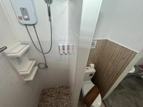 Bilik mandi di Pagi Pagi villas