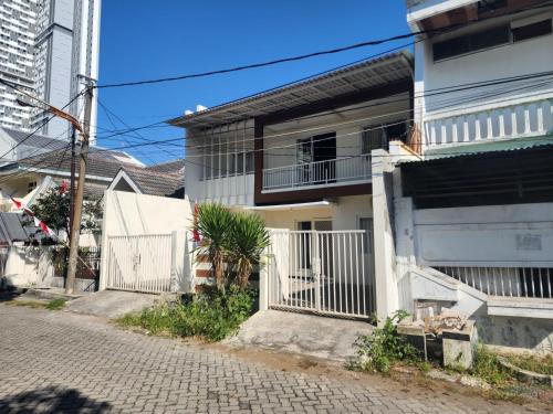 Gallery image of OYO 94780 Blessing Homestay in Pandjangdjiwo