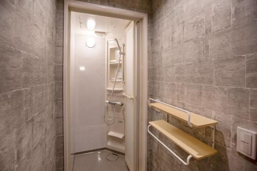 a bathroom with a shower and a toilet in it at Re,AERU - Vacation STAY 93945v in Minamiboso
