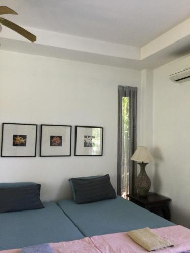 Cama o camas de una habitación en Ananas Samui Hostel