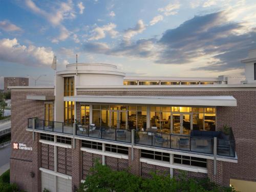 Balkoni atau teres di Hilton Garden Inn Charleston Waterfront/Downtown