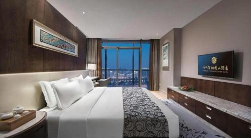 Televisyen dan/atau pusat hiburan di Fliport Hotel Zhangzhou Yuanshan