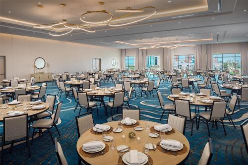 Ristorante o altro punto ristoro di Embassy Suites By Hilton Gulf Shores Beach Resort