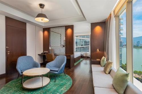 Χώρος καθιστικού στο Hilton Da Nang