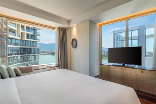 Μια τηλεόραση ή/και κέντρο ψυχαγωγίας στο Hilton Da Nang