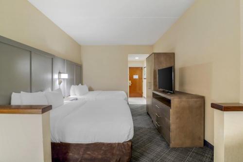 Кровать или кровати в номере Comfort Inn Bismarck