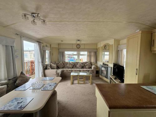 Imagem da galeria de TM61 3 bed CARAVAN oN THE GOLDEN PALM PET friendly em Chapel Saint Leonards