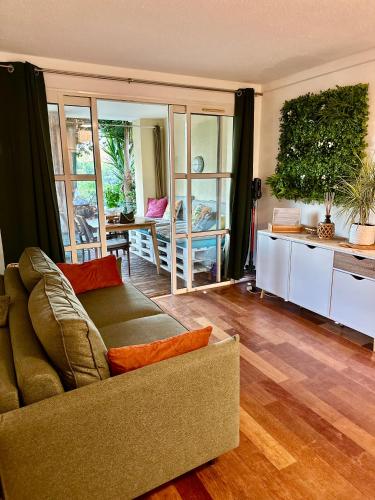 Appartement FH Premium Genius Le jardin sur La Mer clos -Parking -Piscine chauffée 04 avril &01 novembre - Saint Raphaël Cap Estérel