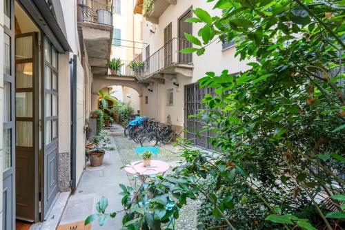 Romantic Pearl in the Heart of Milan - B Home