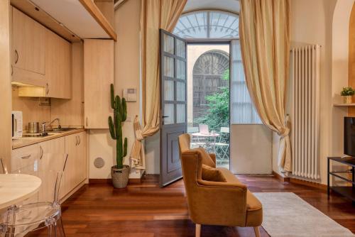 Romantic Pearl in the Heart of Milan - B Home