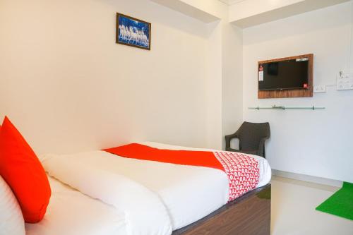 Gallery image of Hotel O Nitya Executive in Phūrsungi