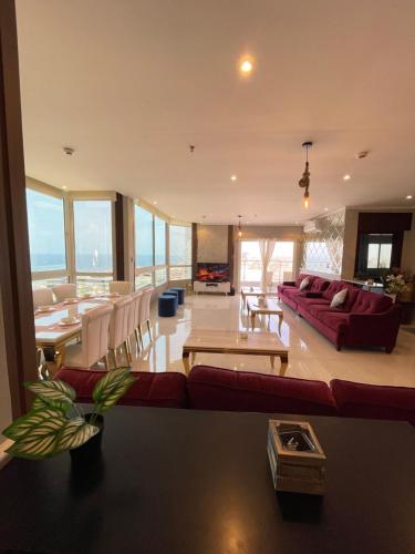 Royal Pearl Sea View فيلا اللؤلؤة الملكية اطلالة بحرية
