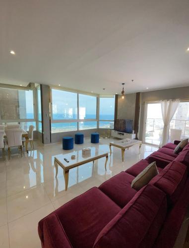 Royal Pearl Sea View فيلا اللؤلؤة الملكية اطلالة بحرية