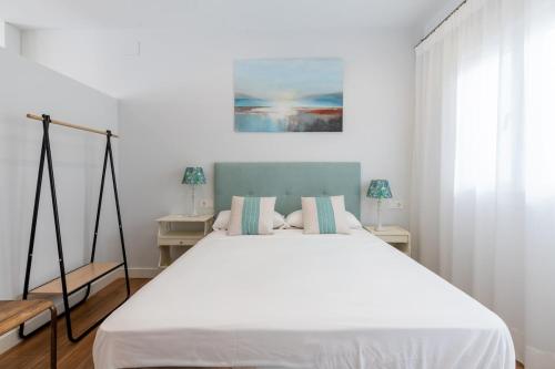 Estudio Triana Procurador Lux by TheGoodTourist