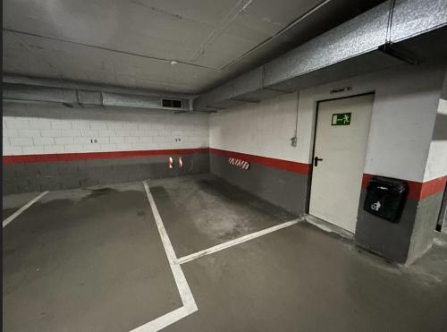 Piso de dos dormitorios y parking