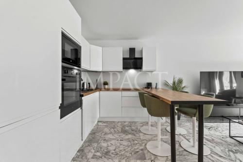 REF 2014 - Cannes center - Apartment to rent