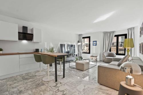 REF 2014 - Cannes center - Apartment to rent