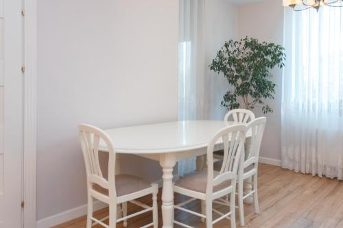 3BR Botanica Getaway!