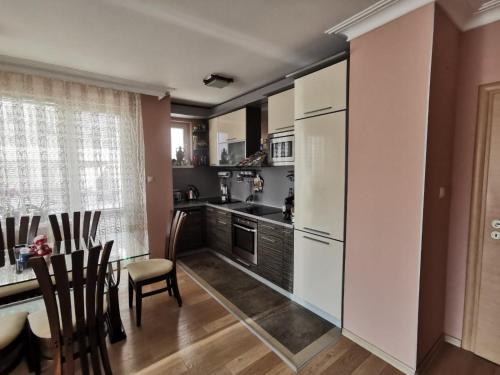 Kuchyň nebo kuchyňský kout v ubytování Sofia Elegance