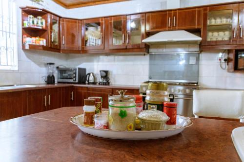 Cucina o angolo cottura di Cozy Highland Private Bungalow in Eldoret