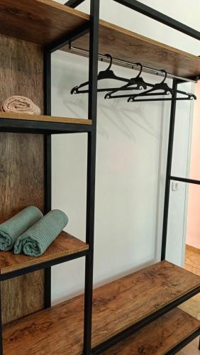 Ein Etagenbett oder Etagenbetten in einem Zimmer der Unterkunft Charming apartment with balcony - Free WiFi!