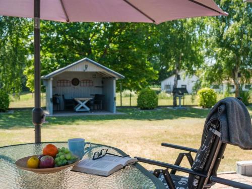Zahrada ubytování Holiday Home Carena - 1-8km from the sea by Interhome