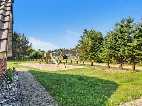 Zahrada ubytování Holiday Home Joona - 12km from the sea by Interhome