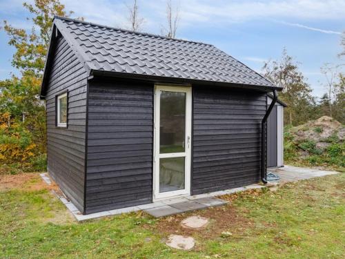 Hoone, kus puhkemaja asub